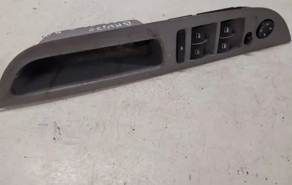 BMW 5 E60 E61 Electric window control switch 912211001