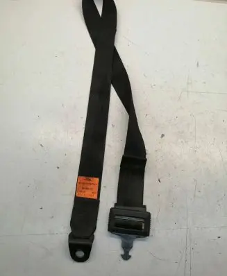 Middle seatbelt (rear)