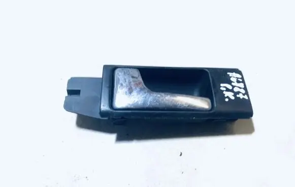 Audi A6 S6 C4 4A Front door interior handle 4a0837019