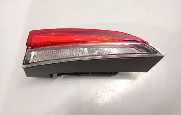 Skoda Kamiq Tailgate rear/tail lights 658945093