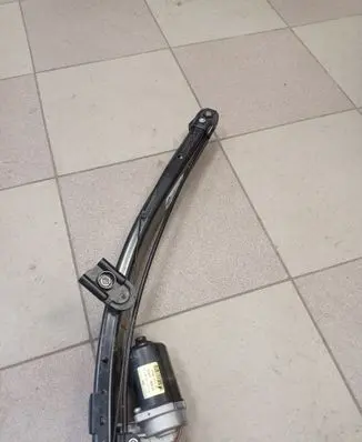 Chrysler Pacifica Sliding door motor assembly 68368919AE 62024F 20027