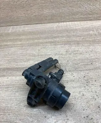 Renault Scenic I Turbo solenoid valve 7700109099
