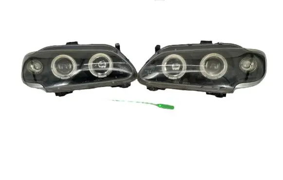 Renault Megane I Headlights/headlamps set 