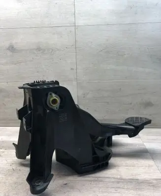 Volkswagen PASSAT B8 Brake pedal 5Q1721058BJ 22042015