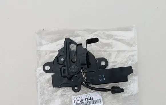 Toyota Camry VIII XV70 Engine bonnet/hood lock/catch A5351033380 5351033380