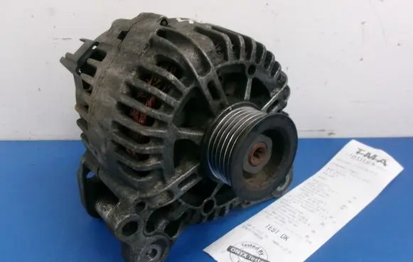 Seat Ibiza IV (6J,6P) Generator/alternator 03C903023B