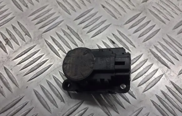 Alfa Romeo 147 A/C air flow flap actuator/motor 52400867