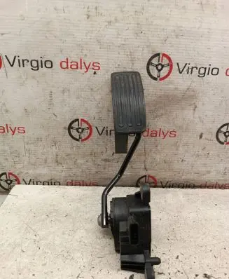 Nissan Qashqai Accelerator throttle pedal 1737C00401 00401