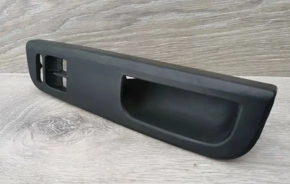 Volkswagen PASSAT B5 Front door window switch trim 3B1867171D