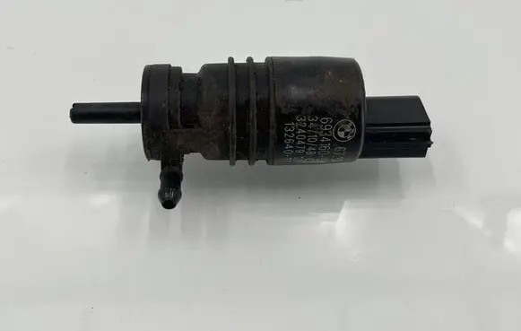 BMW 5 F10 F11 Windscreen/windshield washer pump 