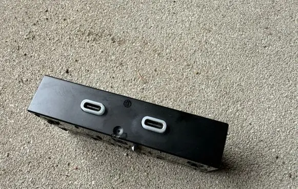 Audi A3 8Y USB socket connector 8Y0035736