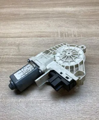 Audi A6 S6 C6 4F Rear door window regulator motor 4F0959801C