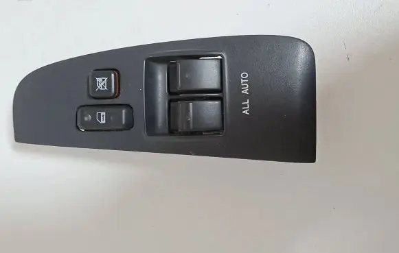 Toyota Avensis T250 Electric window control switch 8480205190B0 54035146