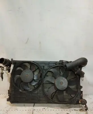 Volkswagen Golf V Radiator set 1k0121207