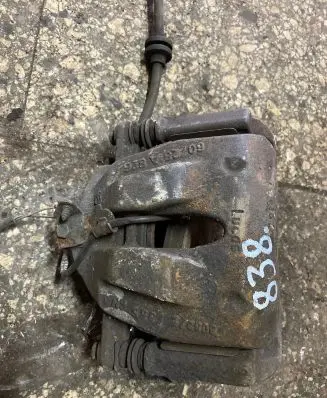 Citroen Xsara Picasso Front brake caliper