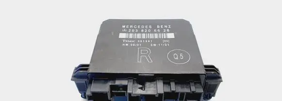 Mercedes-Benz C W203 Door control unit/module 2038206626