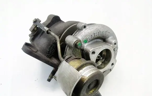 Nissan Primera Turbo 14411-4U100