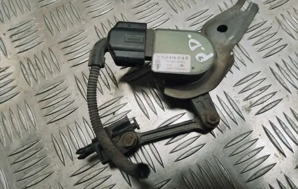 Audi Q7 4L Air suspension front height level sensor 7L0616214B