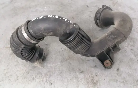 Audi A8 S8 D3 4E Intercooler hose/pipe 058129609C