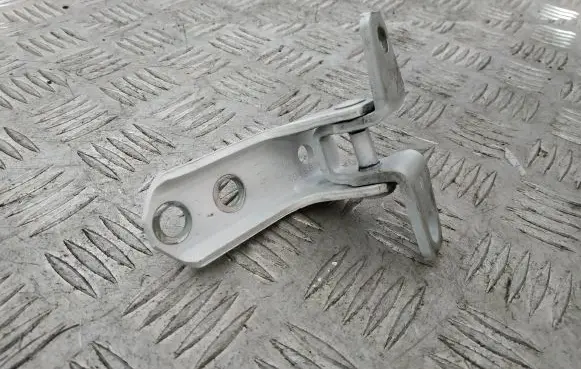 Mitsubishi Outlander Rear door upper hinge A046834
