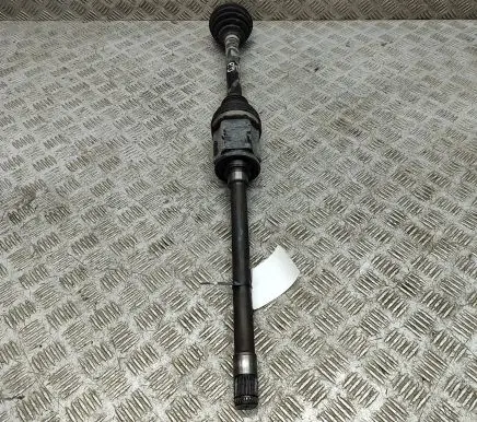 BMW X3 G01 Front driveshaft 8687782