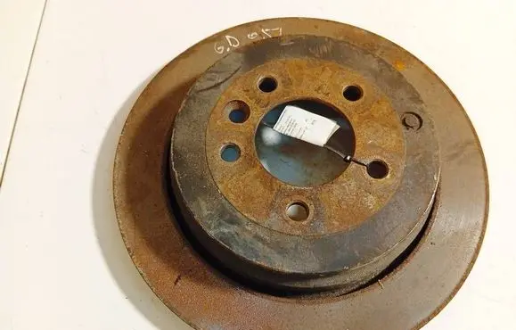Land Rover Discovery 3 - LR3 Rear brake disc ventiliuojamas