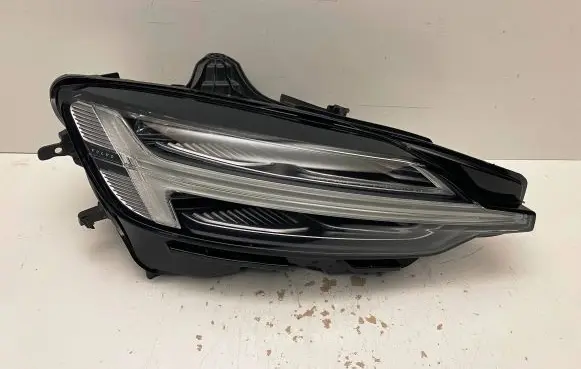 Volvo S60 Headlight/headlamp 32314149 1EX2385
