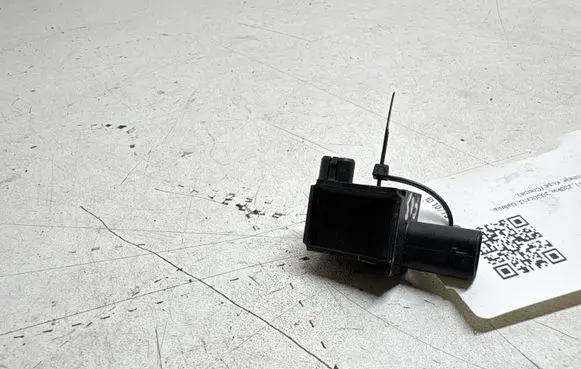 BMW 6 F12 F13 Airbag deployment crash/impact sensor 9224177