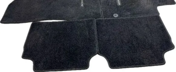 Hyundai Sonata DN8 Front floor carpet liner L1F14AC000