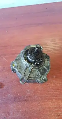 Mercedes-Benz Vito Viano W638 Vacuum pump 6112300165