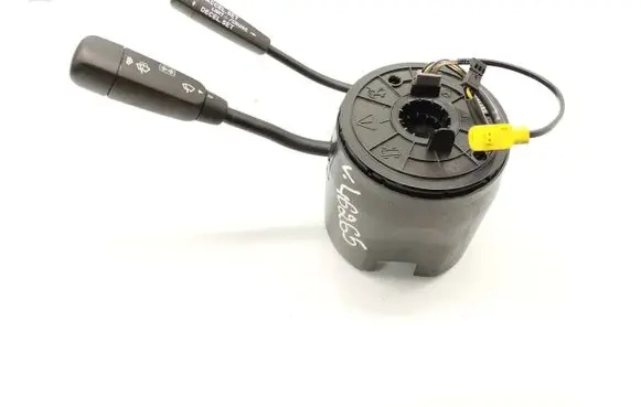 Mercedes-Benz CLK A208 C208 Wiper turn signal indicator stalk/switch A2105450110