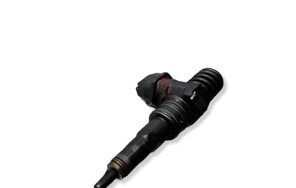 Volkswagen Golf V Fuel injector 0414720215 038130073AG