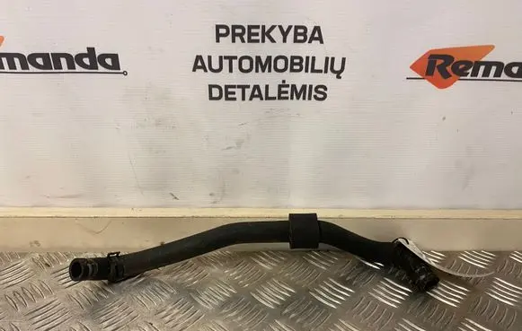 Volkswagen Golf V Engine coolant pipe/hose