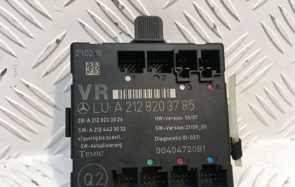Mercedes-Benz C W204 Door control unit/module A2128203785