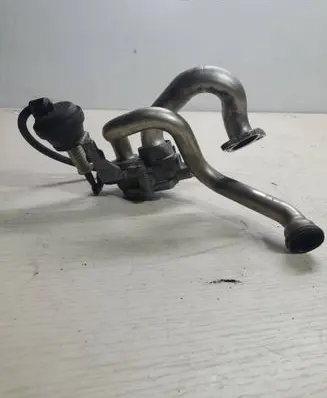 Mercedes-Benz E C207 W207 EGR valve line/pipe/hose A6421401608