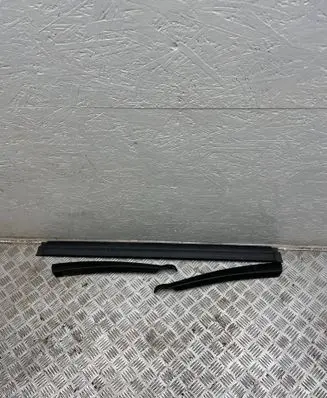 Land Rover Freelander Tailgate/trunk upper cover trim DCD102520PMD