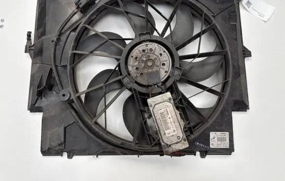 BMW 1 E81 E87 Electric radiator cooling fan 1137328144 7561711