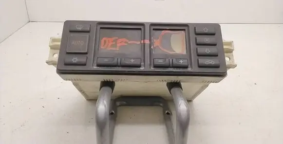 Audi A4 S4 B5 8D Climate control unit 8D0820043H 5HB00650011