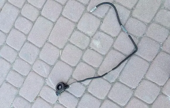 Opel Corsa D Brake line pipe/hose 68TYS