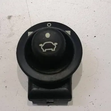 Ford Fiesta Wing mirror switch 93BG17B676BB D3L0A