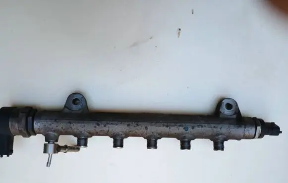 Hyundai i30 Fuel main line pipe 0281002507 25023155 290308
