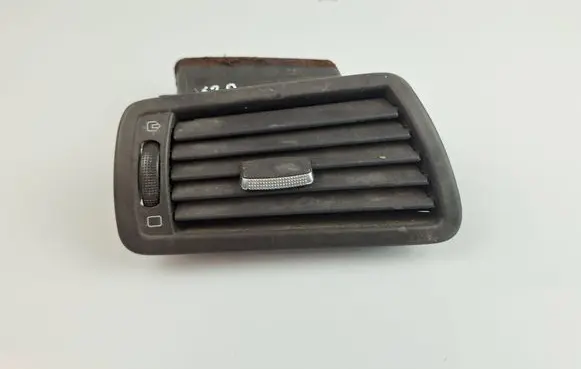 Peugeot 807 Dash center air vent grill 1484109077