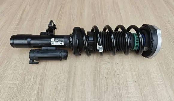 BMW 8 G16 Front shock absorber/damper 6878122