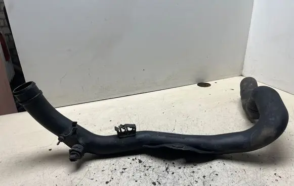 Volkswagen PASSAT B5 Intercooler hose/pipe 7M0145955G 95VW6F072AF