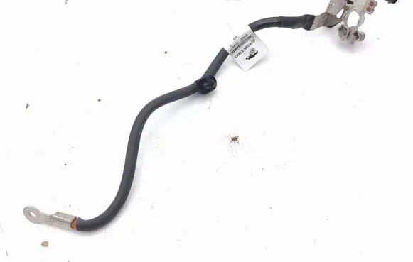 Peugeot 3008 III Battery relay fuse 9864735580