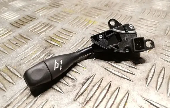 Mercedes-Benz CLK A209 C209 Steering wheel adjustment handle/lever 