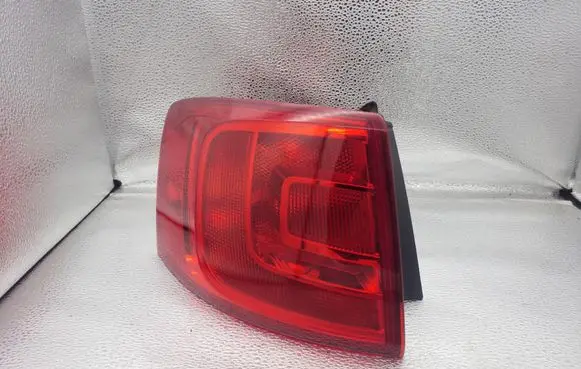 Volkswagen Jetta VI Rear/tail lights 5C6945095