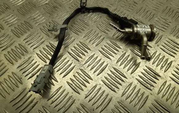 Nissan Primastar Fuel injector A3C0064880000