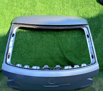 Skoda Superb B8 (3V) Tailgate/trunk/boot lid 3V9827105
