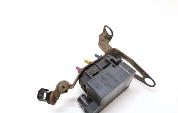 Porsche Panamera (970) Air suspension valve block 97035815302 15152400262